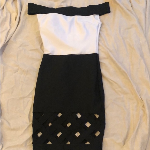 Off the shoulder bandage dress - Picture 1 of 3